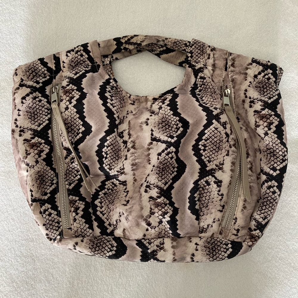 Vince Camuto handbag